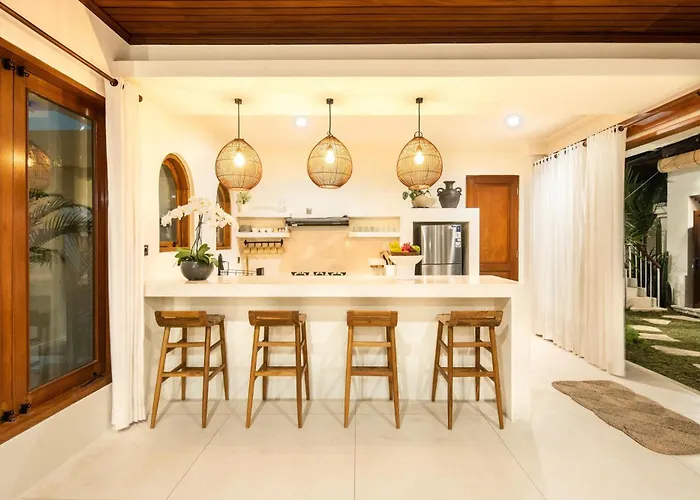 Newly Renovated 4Br Villa 400M To Canggu Beach بيت للعطل تْشانغو
