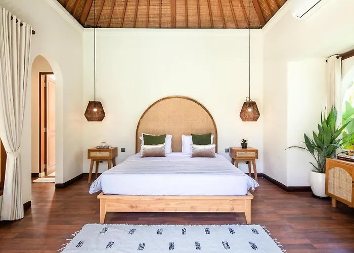 Сasa de vacaciones Colonial-Style 4Br Villa, 400M To Canggu Beach Canggu