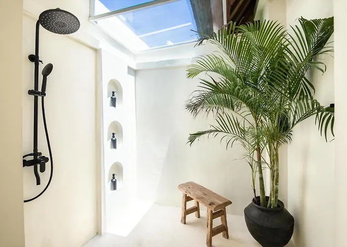 Ferienhaus Luxury 4br Haven, 3min To Canggu's Elegance