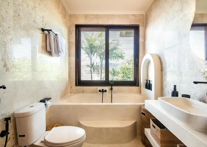 Ferienhaus Luxury 4br Haven, 3min To Canggu's Elegance Canggu