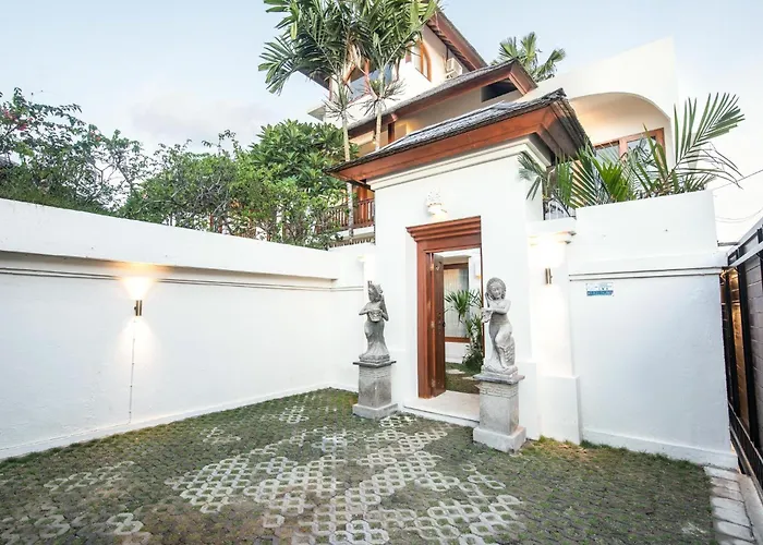 Newly Renovated 4Br Villa 400M To Canggu Beach بيت للعطل